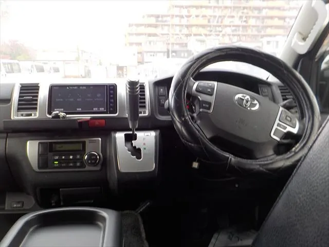 Toyota Hiace Super GL Dark Prime 2023 (Non Hybrid, Auction Grade 3) – Pearl | 69,000 km | Showroom | STK-260666