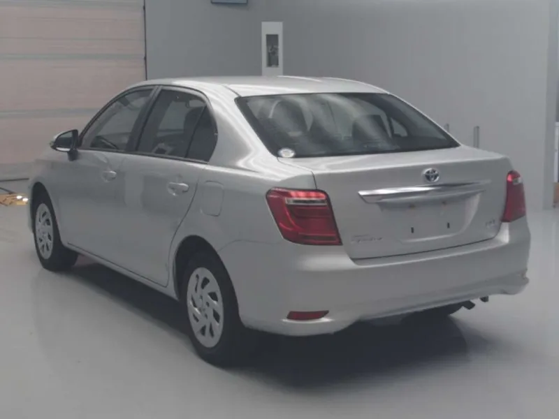 Toyota Axio EX 2021 (Hybrid, Auction Grade 4.5) – Silver | 45,000 km | Upcoming | STK-260509