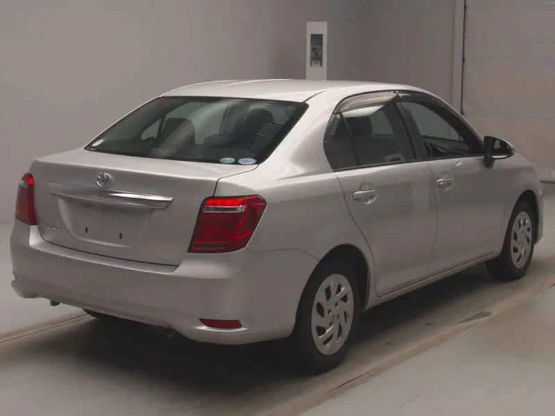 Toyota Axio EX 2021 (Non Hybrid, Auction Grade 4) – Silver | 41,000 km | Upcoming | STK-260524