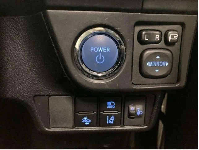 Toyota Fielder EX 2021 (Hybrid, Auction Grade 4) – Black | 63,942 km | STK-260386