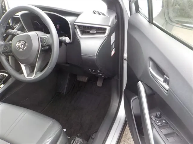 Toyota Corolla Cross Z 2023 (Hybrid, Auction Grade 4.5) – Silver (1L0) | 26,120 km | Upcoming | STK-260879