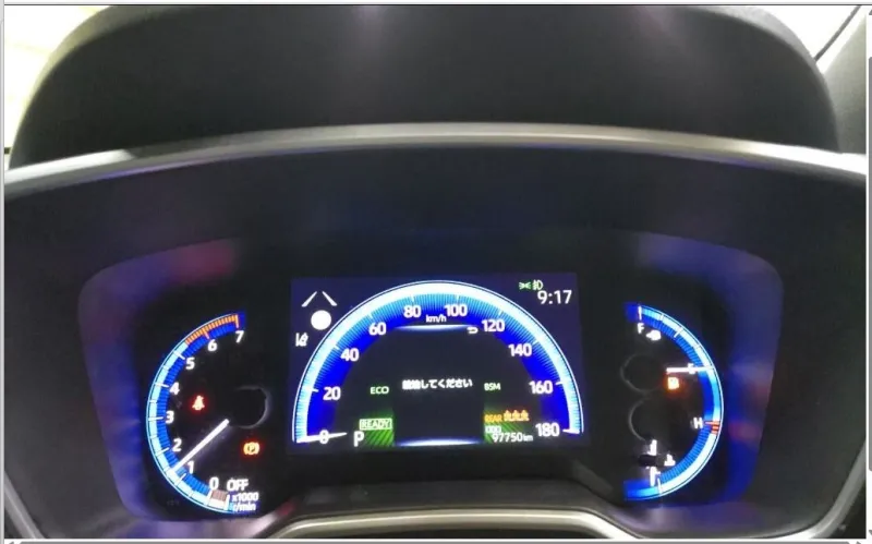 Toyota Corolla Cross Z 2021 (Hybrid, Auction Grade 4.5) – Pearl | 97,242 km | STK-260383