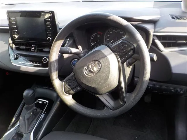 Toyota Corolla G-X 2021 (Hybrid, Auction Grade 4) – Silver | 101,542 km | Upcoming | STK-260851