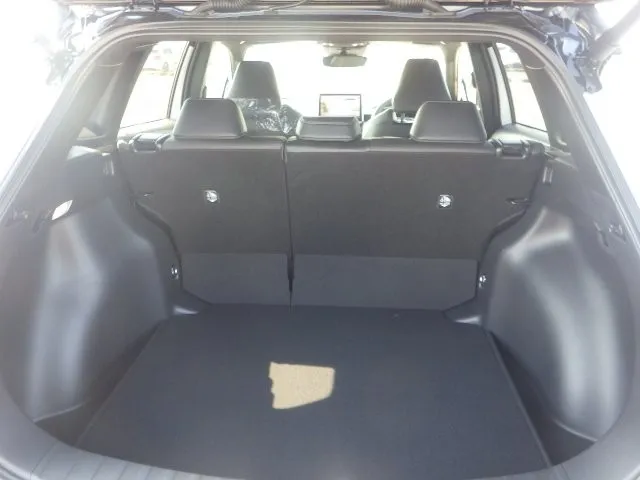 Toyota Corolla Cross G 2025 (Hybrid, Auction Grade 6) – Pearl | 7,060 km | ECB Showroom | STK-250329