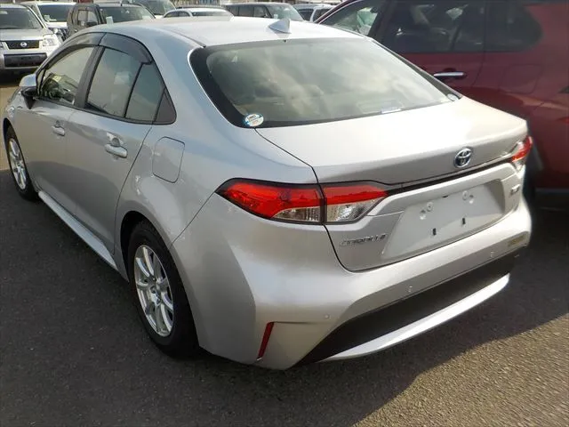 Toyota Corolla G-X 2021 (Hybrid, Auction Grade 4) – Silver | 101,542 km | Upcoming | STK-260851