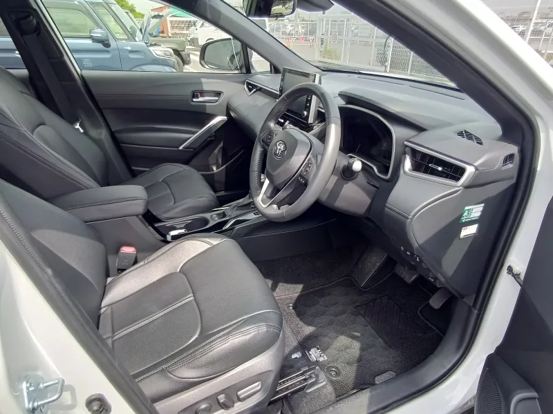 Toyota Corolla Cross Z 2022 (Hybrid, Auction Grade 4) – Pearl | 15,458 km | Mongla | STK-260472