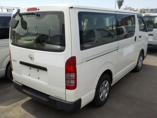 Toyota Hiace DX-PW 2021 (Non Hybrid, Auction Grade 3.5) – White | 108,879 km | Upcoming | STK-260910