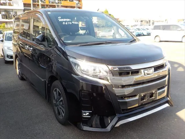 Toyota Noah Si WXB II 2020 (Non Hybrid, Auction Grade 4.5) – Black | 77,708 km | Dhaka | STK-260828