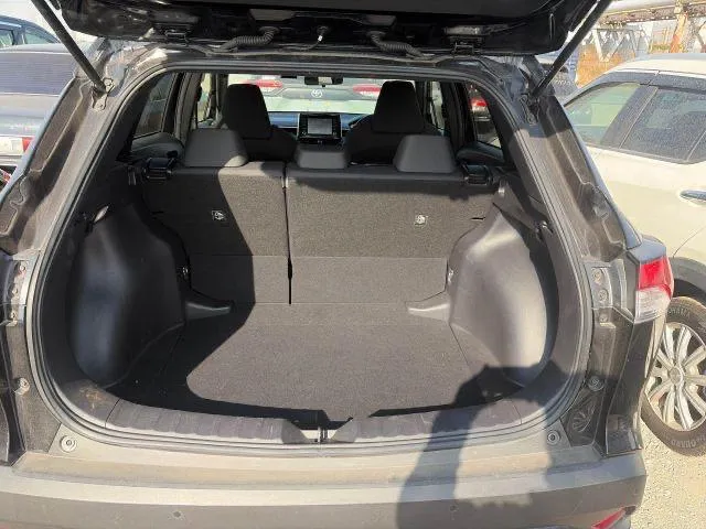Toyota Corolla Cross G 2022 (Hybrid, Auction Grade 3.5) – Black | 59,568 km | STK-260411
