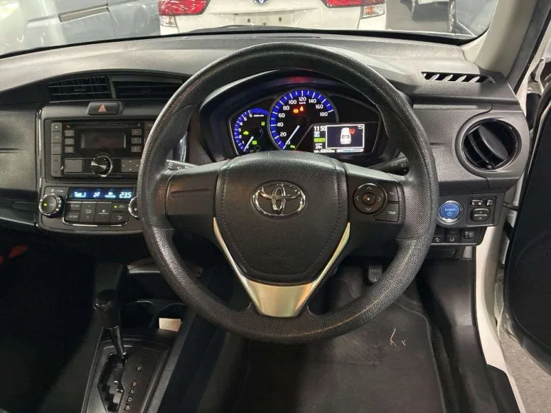 Toyota Axio EX 2021 (Hybrid, Auction Grade 4) – White | 43,000 km | Upcoming | STK-260510