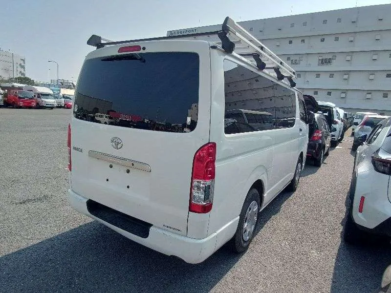 Toyota Hiace GL Ambulance 2021 (Petrol, Auction Grade 3) – White | 131,000 km | Upcoming | STK-260978