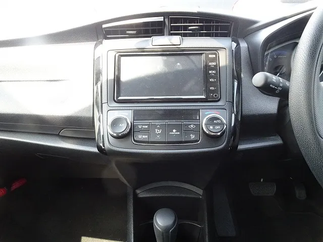 Toyota Axio EX 2022 (Hybrid, Auction Grade 4.5) – White | 18,989 km | Incoming | STK-260484