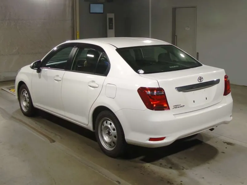 Toyota Axio EX 2021 (Non Hybrid, Auction Grade 4) – White | 25,400 km | Upcoming | STK-260527