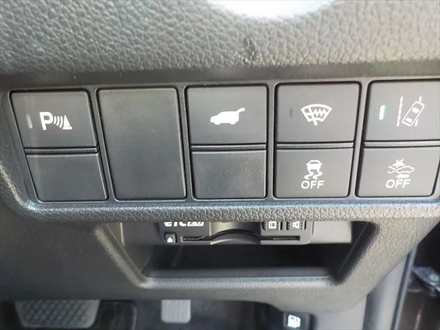 Honda CR-V EX Masterpiece 2020 (Hybrid, Auction Grade 4) – Black (NH821M) | 35,794 km | Dhaka | STK-260855