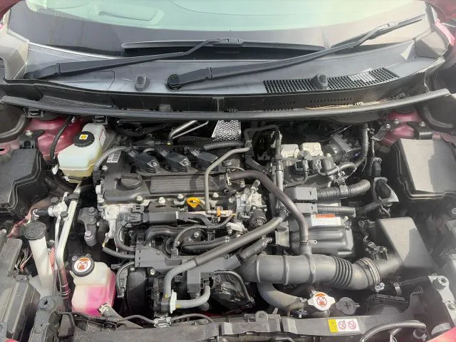 Toyota YARIS CROSS Z 2021 (Hybrid, Auction Grade 4.5) – Red Two-Tone | 49,370 km | Upcoming | STK-260600