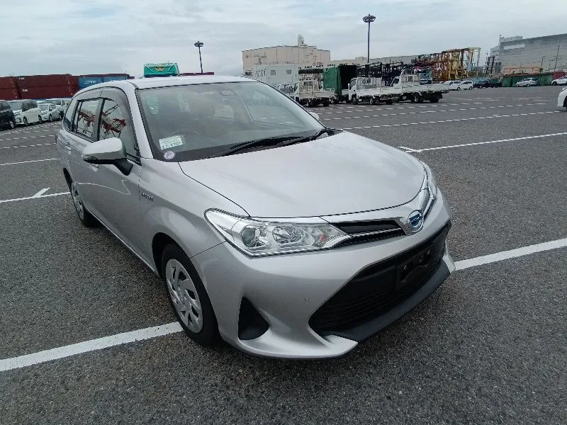 Toyota Fielder EX 2020 (Hybrid, Auction Grade 4) – Silver | 103,000 km | Chittagong Port | STK-250155