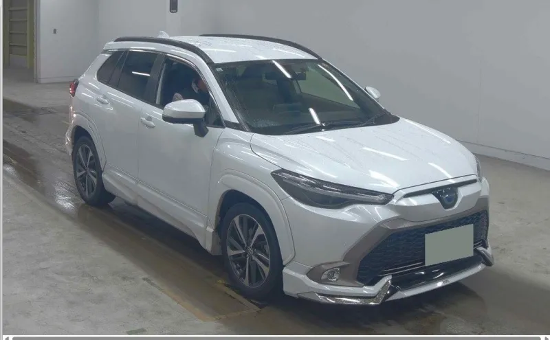 Toyota Corolla Cross Z 2021 (Hybrid, Auction Grade 4.5) – Pearl | 97,242 km | STK-260383