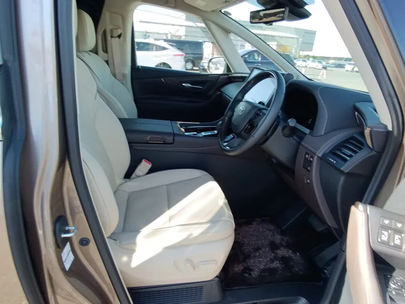 Toyota Alphard Executive Lounge 2023 (Hybrid, Auction Grade 6) – Gold (4Y7) | 2,000 km | Dhaka | STK-260377
