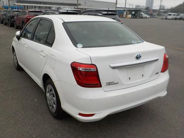 Toyota Axio EX 2021 (Hybrid, Auction Grade 4) – White | 109,270 km | Upcoming | STK-260841