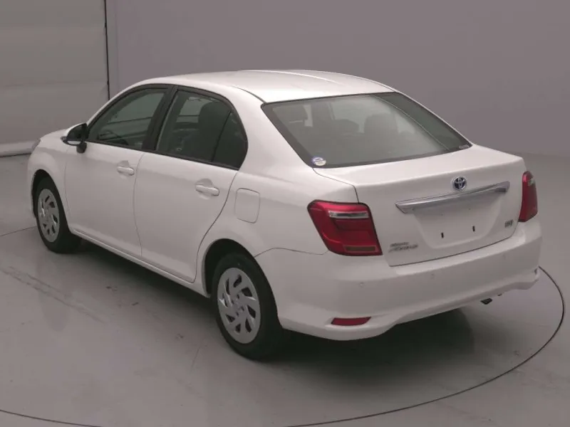 Toyota Axio EX 2021 (Hybrid, Auction Grade 4) – White | 40,000 km | Port | STK-260495
