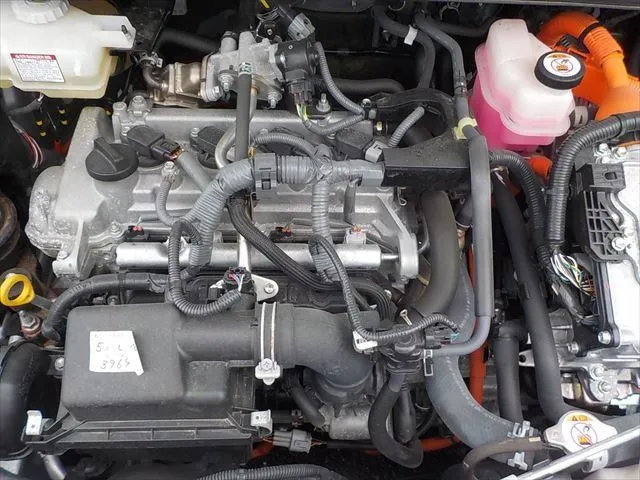 Toyota Fielder EX 2020 (Hybrid, Auction Grade 4) – Silver | 58,000 km | Showroom | STK-260660