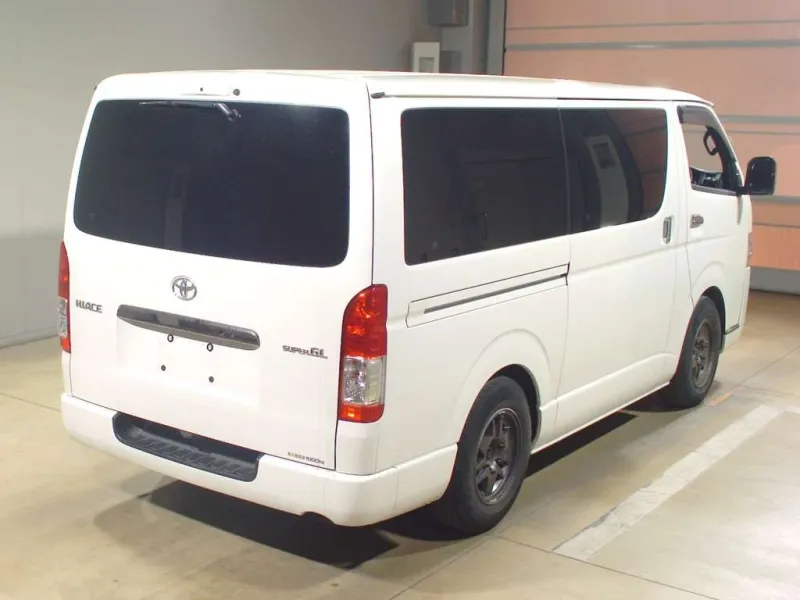 Toyota Hiace Super GL Dark Prime II 2022 (Non Hybrid, Auction Grade 4) – Pearl | 35,000 km | Upcoming | STK-260542