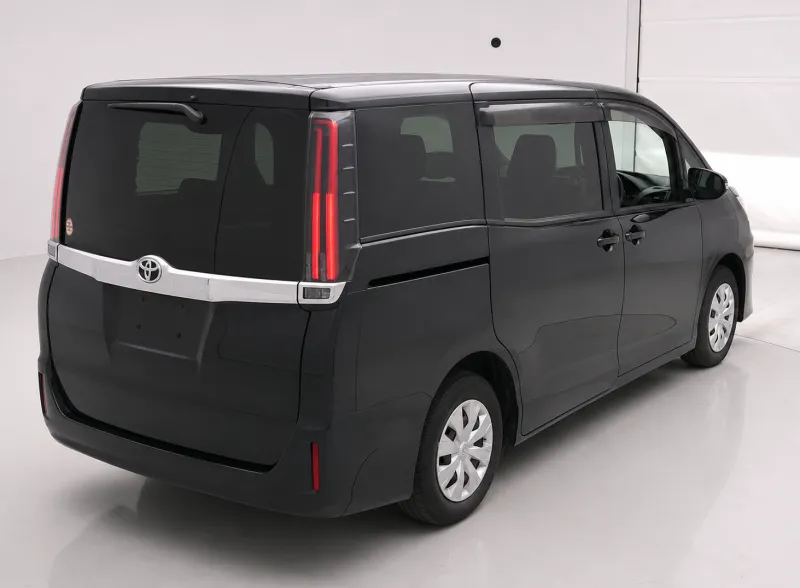 Toyota Noah X Smart 2021 (Non Hybrid, Auction Grade R) – Black | 36,000 km | Incoming 2026-07-30 | STK-260612