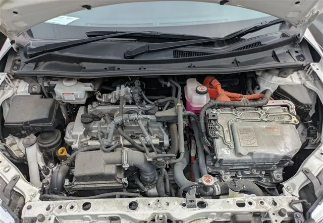 Toyota Fielder EX 2021 (Hybrid, Auction Grade 4) – White | 96,958 km | Incoming | STK-260488