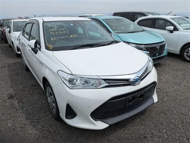 Toyota Axio EX 2020 (Hybrid, Auction Grade R) – White | 77,534 km | ECB Showroom | STK-250268