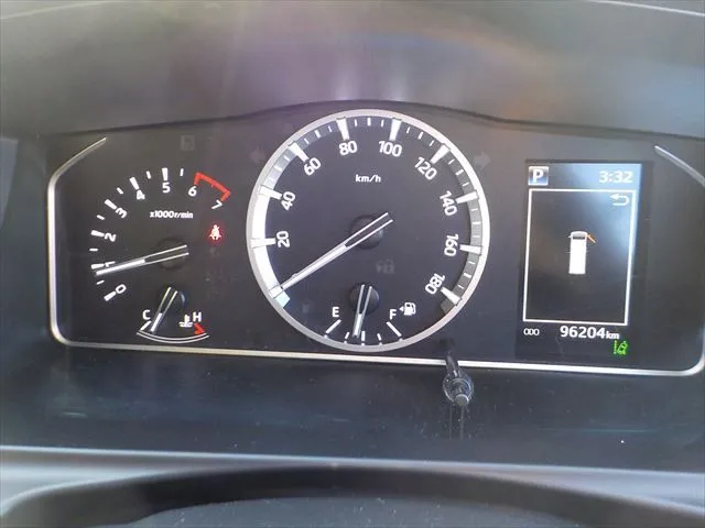 Toyota Hiace Ambulance 2020 (Non Hybrid, Auction Grade 3) – White | 96,202 km | Dhaka | STK-260912