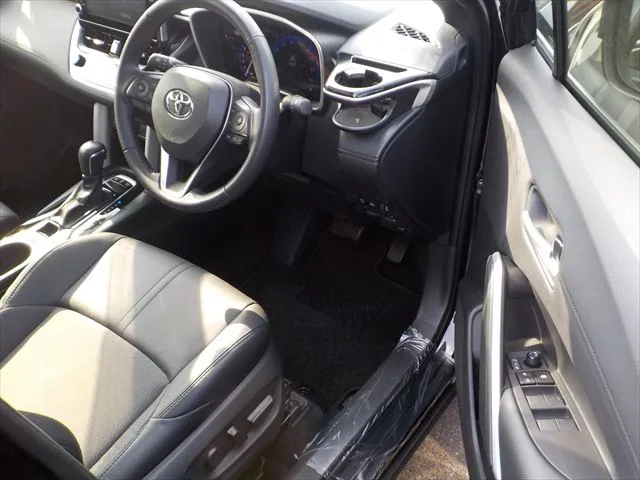 Toyota Corolla Cross G 2023 (Hybrid, Auction Grade 5) – Black | 22,477 km | ECB Showroom | STK-260033