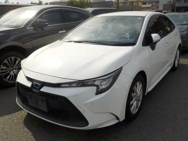 Toyota Corolla G-X Plus 2021 (Hybrid, Auction Grade 4) – White | 79,505 km | Upcoming | STK-260852