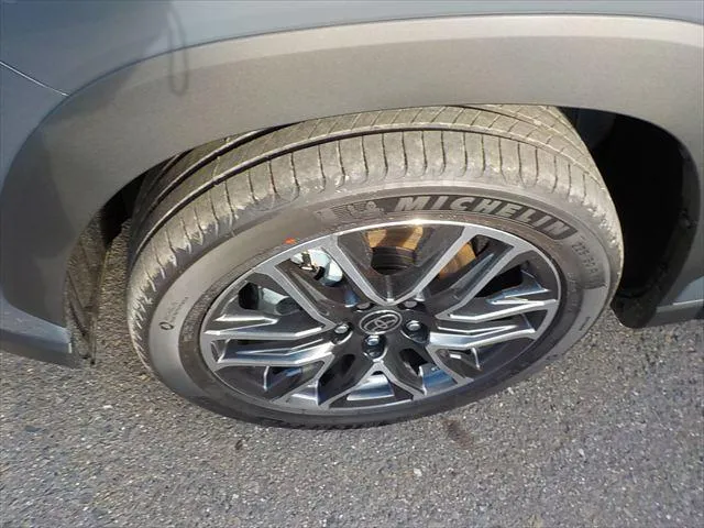 Toyota Corolla Cross Z 2025 (Hybrid, Auction Grade S) – Massive Grey | Dhaka | STK-260630