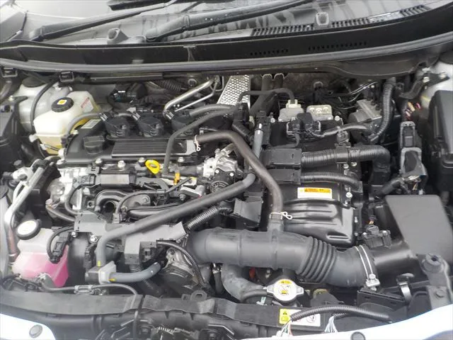 Toyota YARIS CROSS G 2021 (Hybrid, Auction Grade 4.5) – Pearl/Black Two-Tone (2KR) | 47,873 km | Port | STK-260892