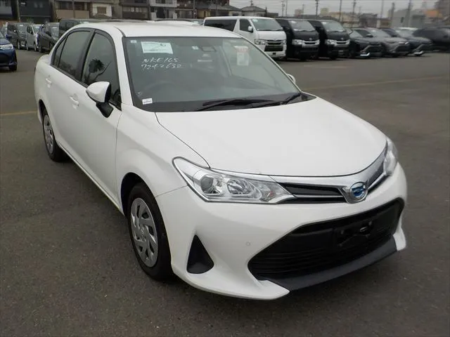 Toyota Axio EX 2021 (Hybrid, Auction Grade 4) – White | 109,270 km | Upcoming | STK-260841
