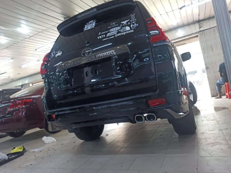 Toyota LAND CRUISER PRADO TX Limited 2020 (Non Hybrid, Auction Grade 4.5) – Attitude Black | 26,000 km | Dhaka | STK-260652
