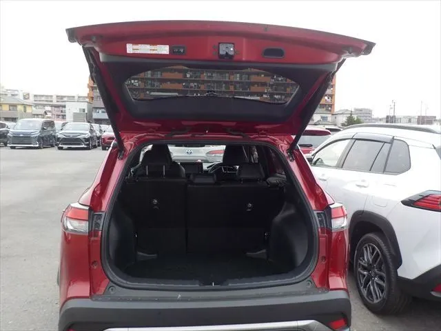 Toyota Corolla Cross Z 2023 (Hybrid, Auction Grade 4) – Red wine | 12,000 km | Showroom | STK-260653