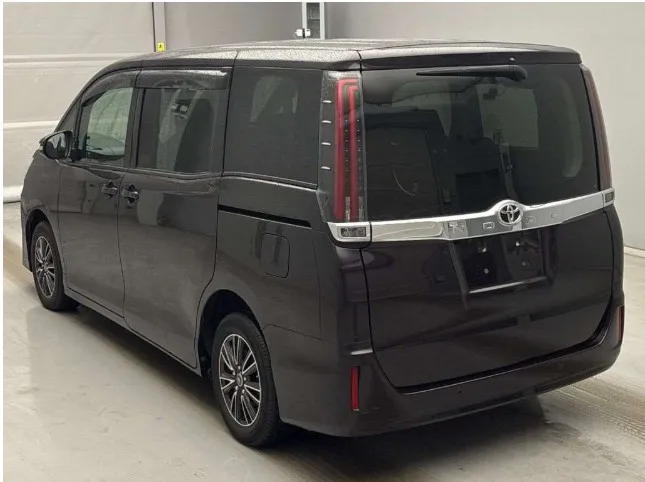 Toyota Noah X 2021 (Non Hybrid, Auction Grade 3.5) – Black | 55,000 km | Dhaka | STK-260533
