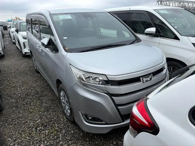 Toyota Noah X Smart 2021 (Non Hybrid, Auction Grade 4) – Silver | 88,289 km | Upcoming | STK-260611