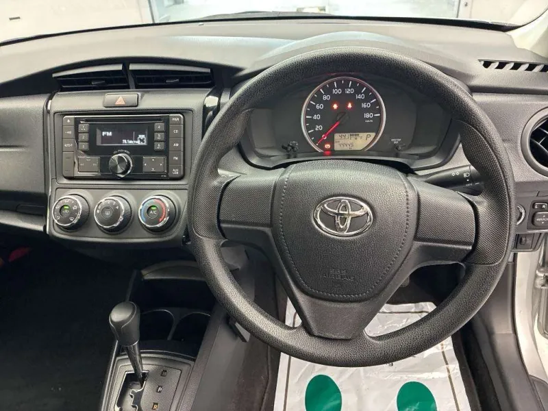 Toyota Axio EX 2021 (Non Hybrid, Auction Grade 4) – Silver | 44,400 km | Upcoming | STK-260523