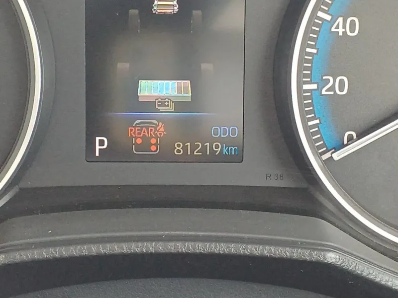 Toyota Noah G 2022 (Hybrid, Auction Grade 4.5) – Pearl | 81,216 km | STK-260410