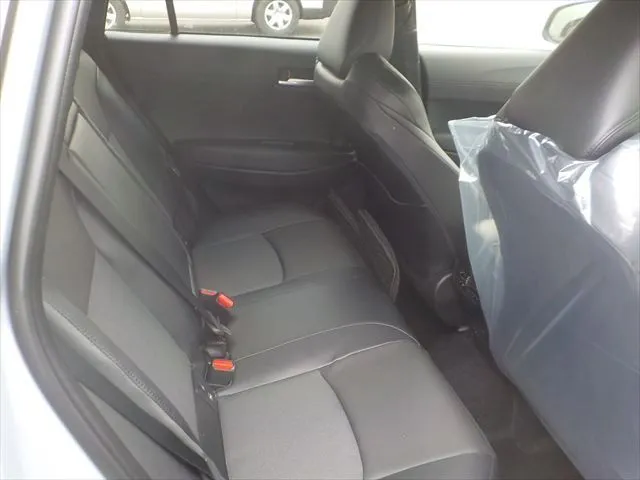 Toyota Corolla Cross Z 2024 (Hybrid, Auction Grade 5) – Nardo Gray | 11,000 km | Showroom | STK-260656