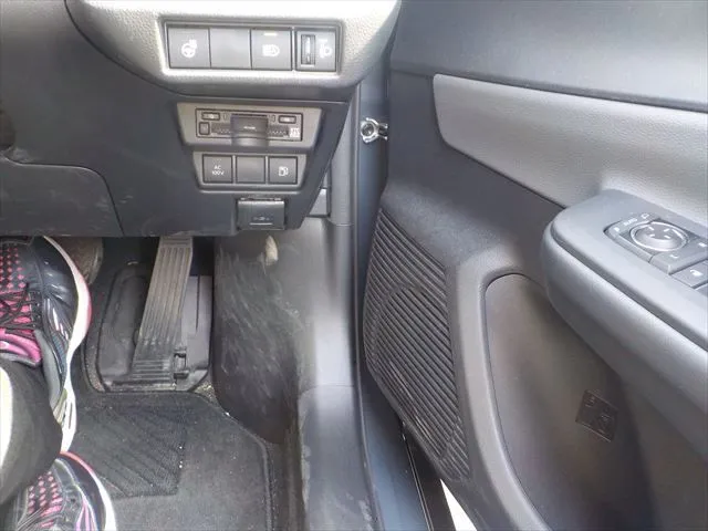 Toyota Prius U 2023 (Hybrid, Auction Grade 4.5) – Gray (1M2) | 21,610 km | Upcoming | STK-260816