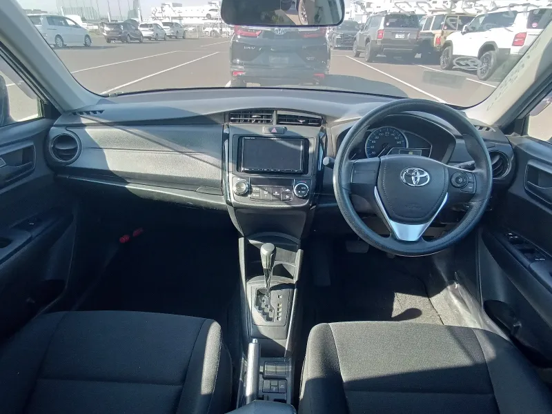 Toyota Axio EX 2021 (Hybrid, Auction Grade 4) – Silver | 104,454 km | Incoming | STK-260485