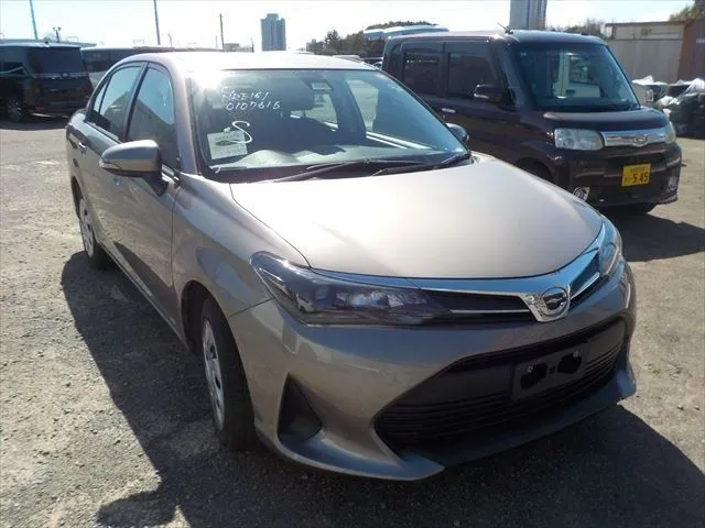 Toyota Axio EX 2022 (Non Hybrid, Auction Grade 4) – Bronze | 88,000 km | Showroom | STK-260662
