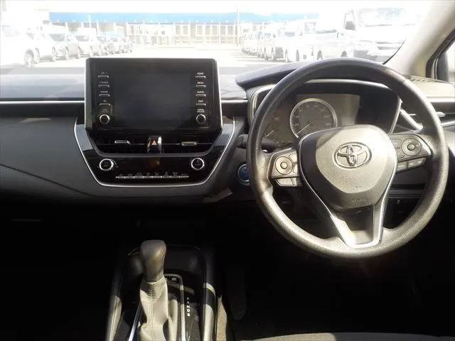 Toyota Corolla G-X Plus 2021 (Hybrid, Auction Grade 4) – White | 79,505 km | Upcoming | STK-260852