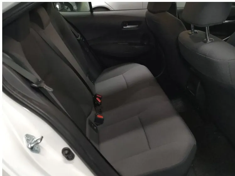 Toyota Corolla G-X 2021 (Hybrid, Auction Grade 4.5) – Pearl | 93,000 km | Dhaka | STK-260531