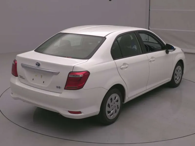 Toyota Axio EX 2021 (Hybrid, Auction Grade 4.5) – White | 59,000 km | Upcoming | STK-260506