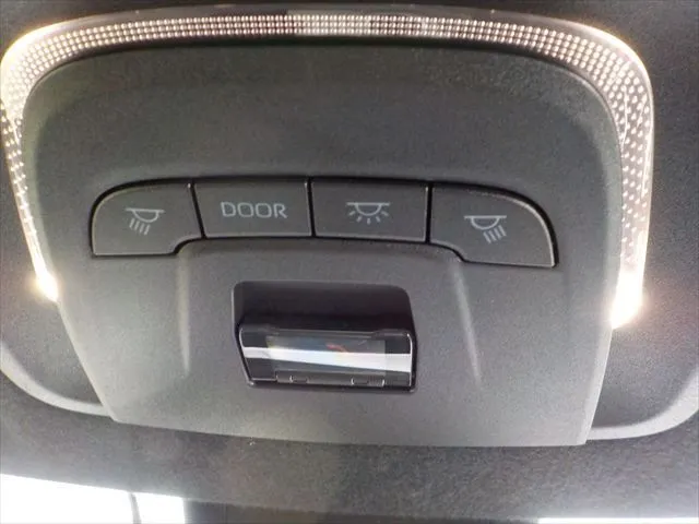 Toyota Corolla Cross Z 2021 (Hybrid, Auction Grade 5) – Pearl | 42,728 km | Upcoming | STK-260865