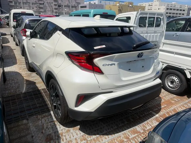 Toyota C-HR G New Shape 2021 (Hybrid, Auction Grade 3.5) – Pearl | 21,159 km | Upcoming | STK-260598